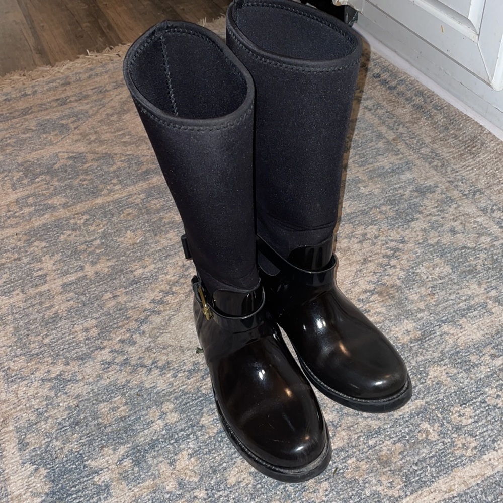 Kate Spade ♠️ Bliss Wellington Moto Rain Boots in Black size 8 - Picture 2 of 10